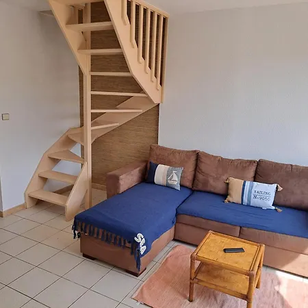 Sur L'ile Des Marinas Avec Piscine, Parking Et Ponton Prive Vila *
