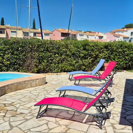 Vila Sur L'ile Des Marinas Avec Piscine, Parking Et Ponton Prive *