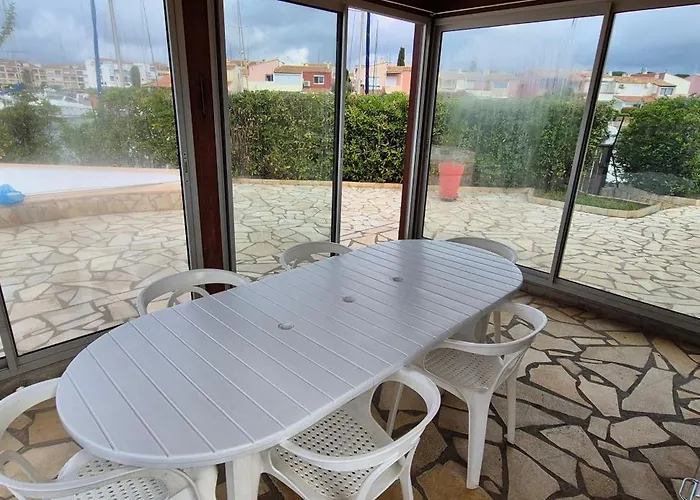 Willa Sur L'ile Des Marinas Avec Piscine, Parking Et Ponton Prive