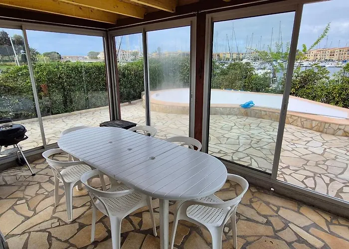Willa Sur L'ile Des Marinas Avec Piscine, Parking Et Ponton Prive Agde