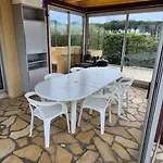 Sur L'ile Des Marinas Avec Piscine, Parking Et Ponton Privé