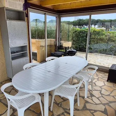 Sur L'ile Des Marinas Avec Piscine, Parking Et Ponton Privé *