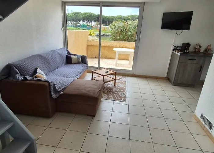 Villa Sur L'ile Des Marinas Avec Piscine, Parking Et Ponton Prive