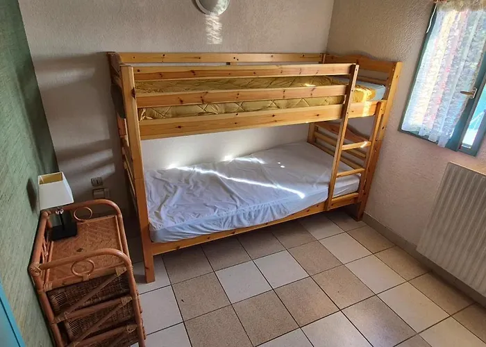 Villa Sur L'ile Des Marinas Avec Piscine, Parking Et Ponton Prive *